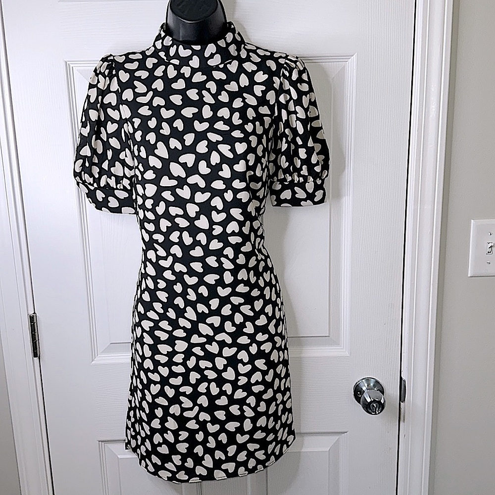 NWT - 💕 ARE COVERING You! New summer 👗 perfect for you 👛 💰 get NOW 🔥 🔥